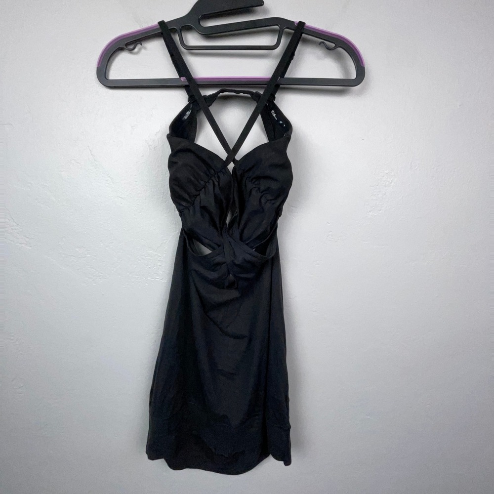 Lululemon Tank Top Women 8 Black Strappy Cutout Yoga Athletic Wear Sports Bra